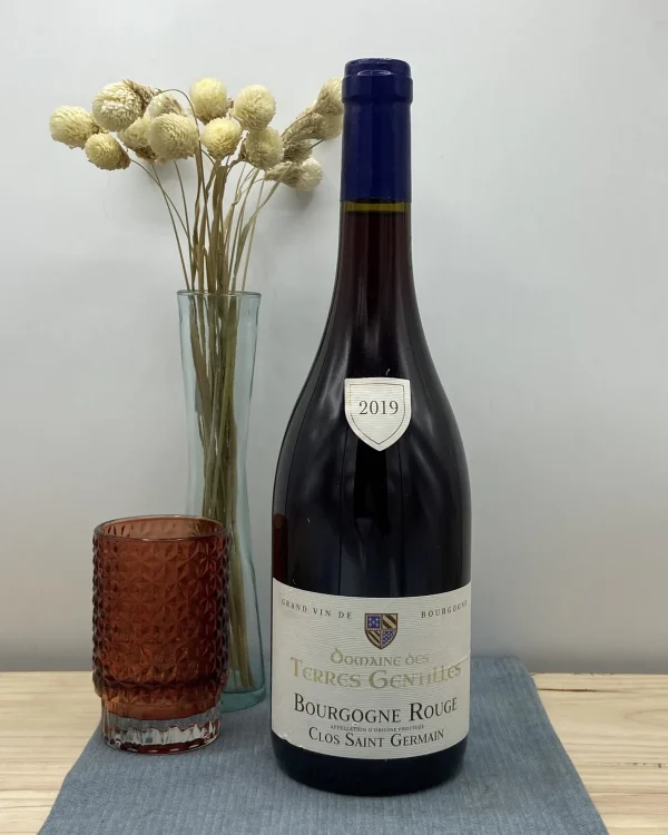 Bouteille Domaine des Terres Gentilles - AOC Bourgogne - Clos Saint-Germain - Pinot Noir - Rouge