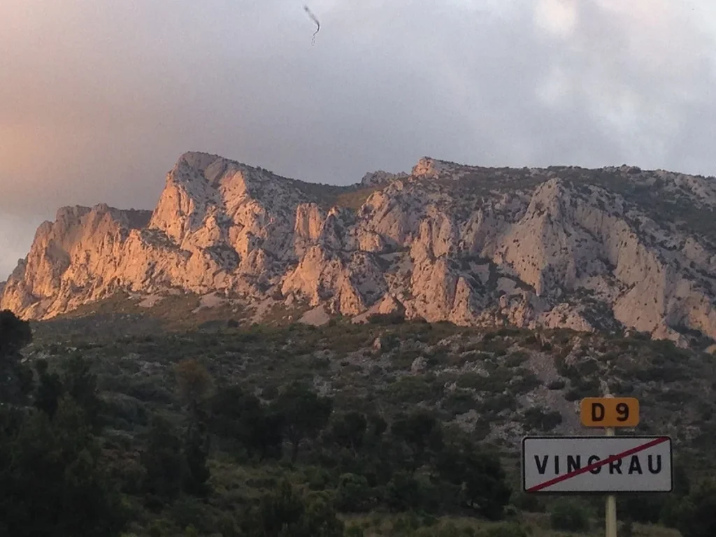 Les falaises de Vingrau — Clos des Fées