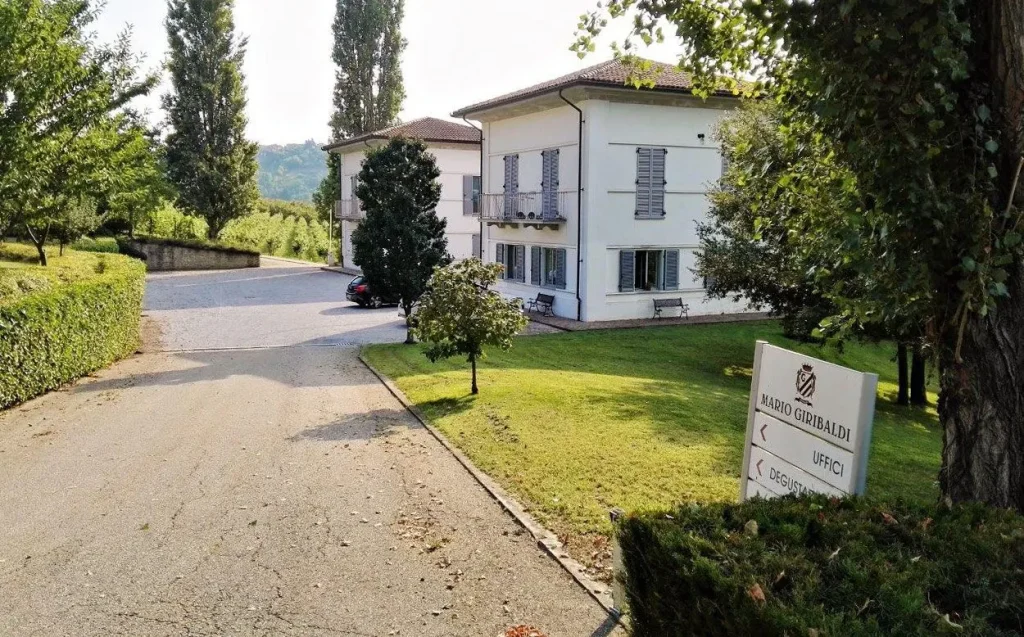 Les bâtiments du domaine — Domaine Giribaldi