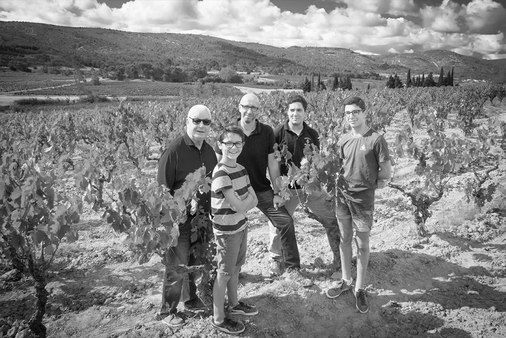 La famille dans les vignes — Domaine Py