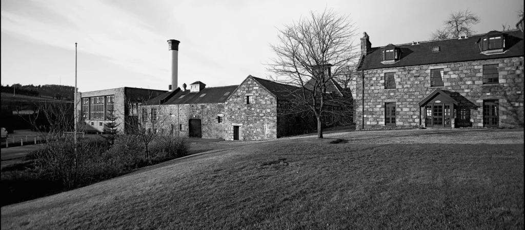 Les bâtiments de la distillerie — GlenDronach